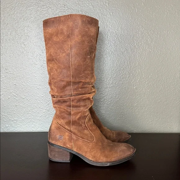 Born Suede Boots (7.5) - Picture 5 of 11